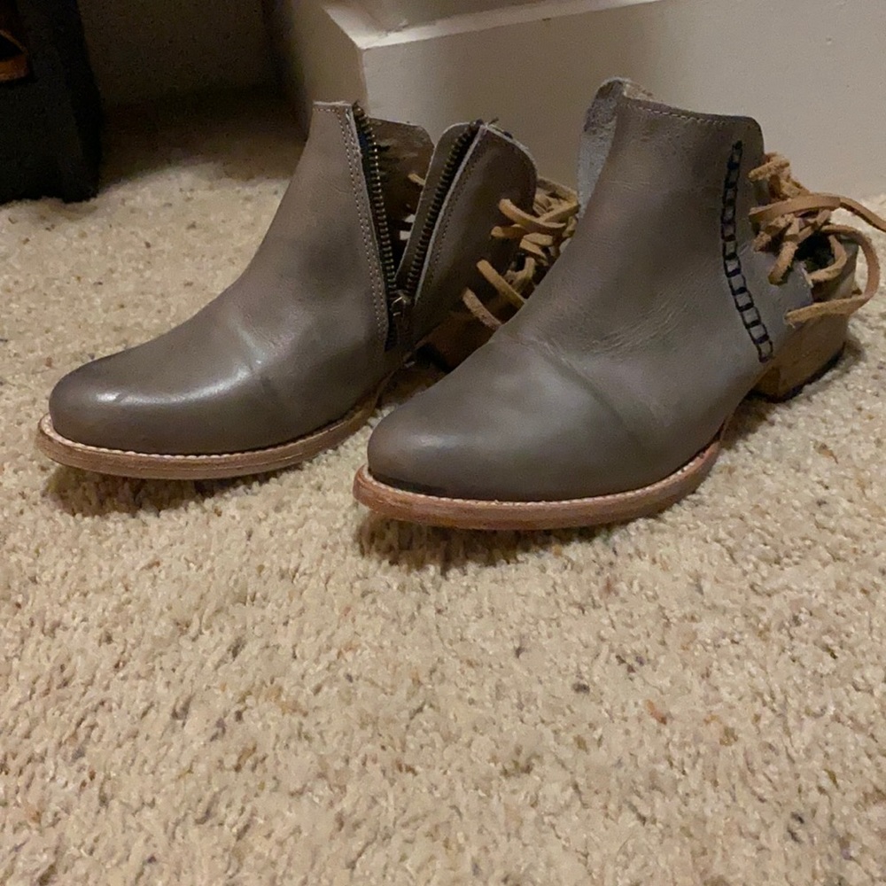 Freebird sandals
